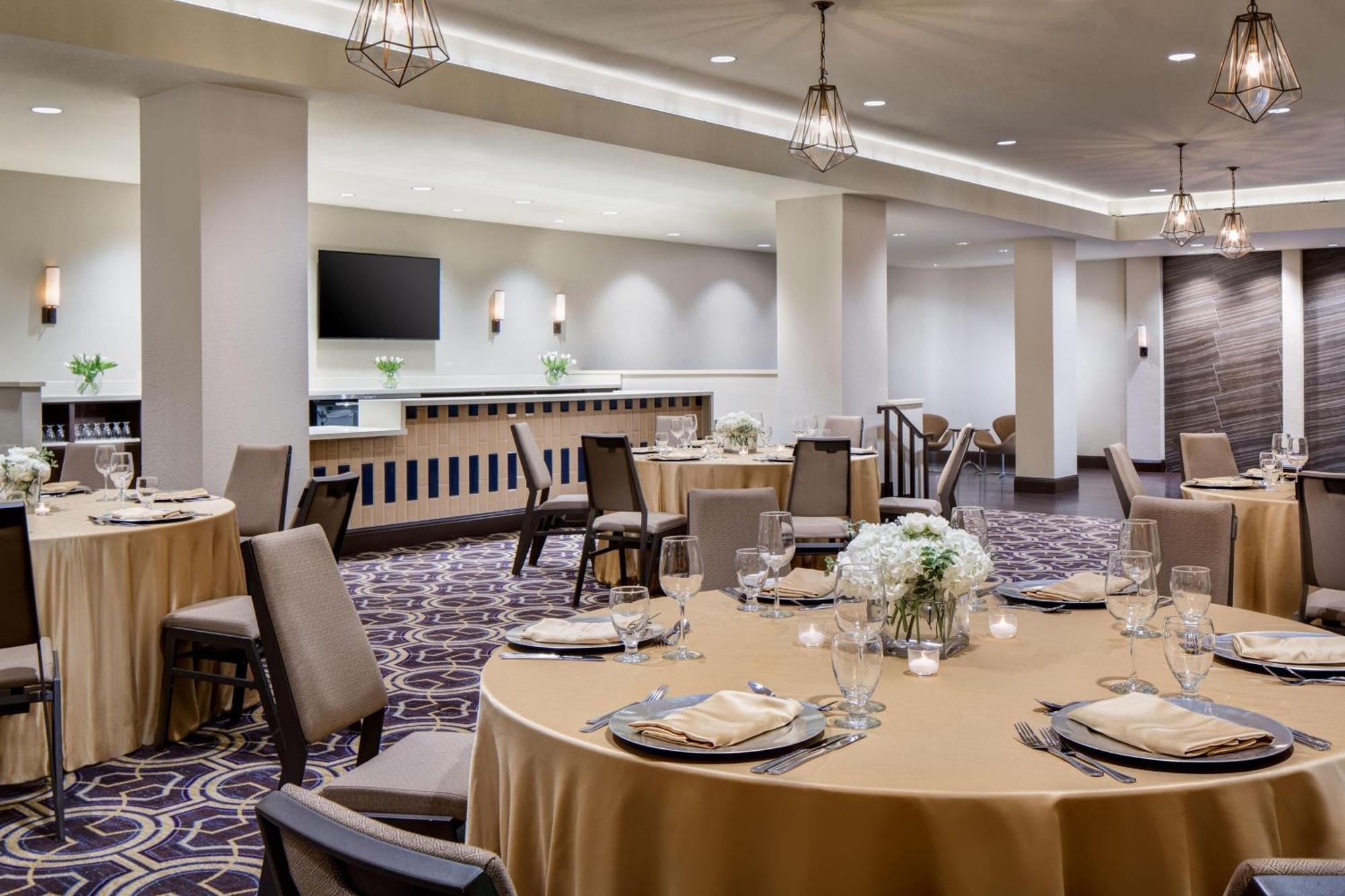 Sheraton Dfw Airport Hotel Irving Extérieur photo