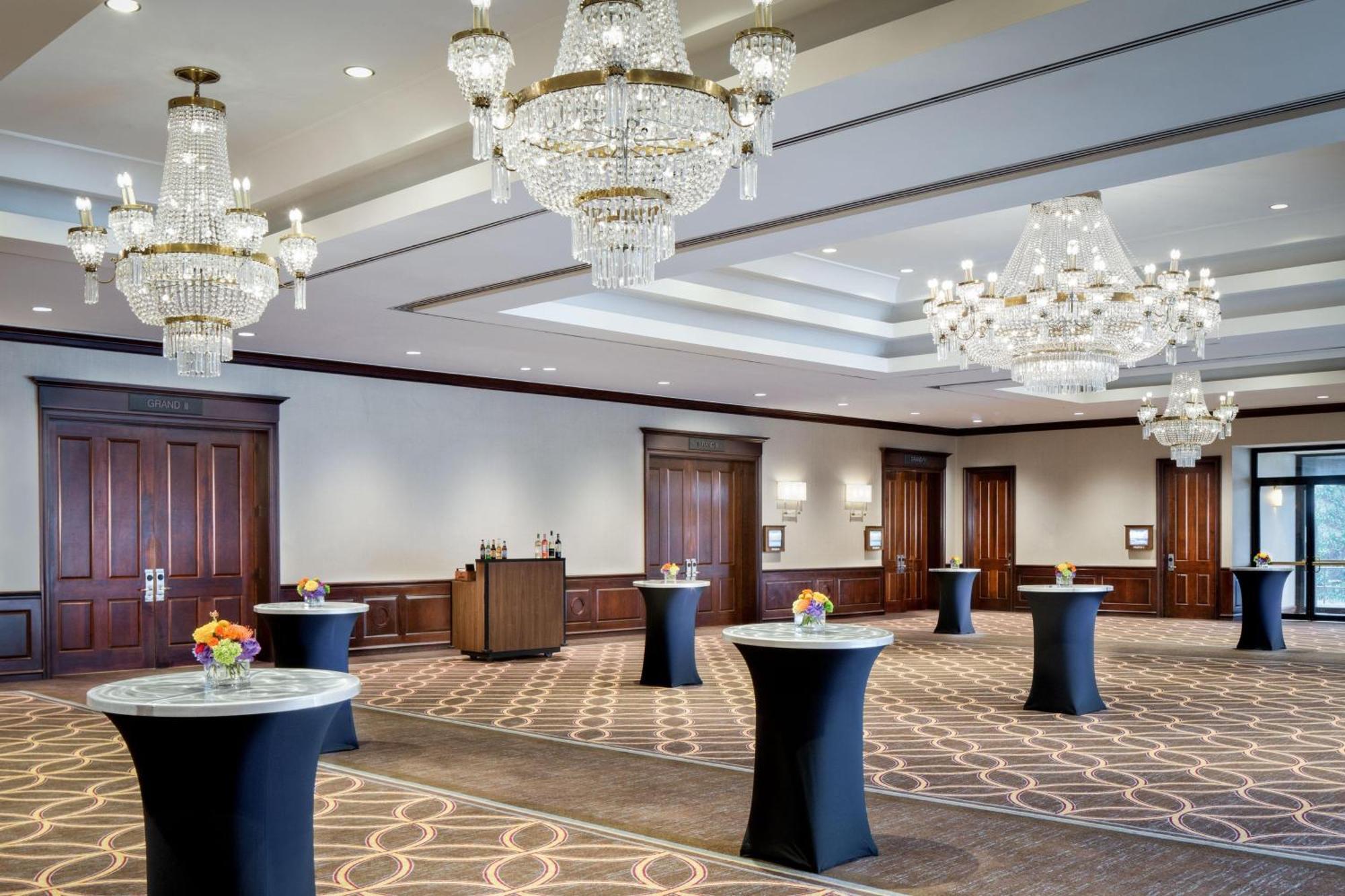 Sheraton Dfw Airport Hotel Irving Extérieur photo